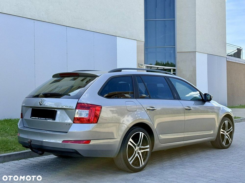 Skoda Octavia 2.0 TDI Style - 4