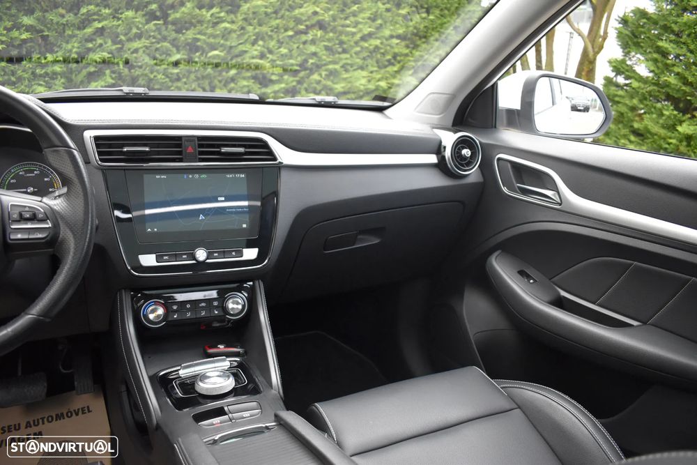 MG ZS EV 44.5 kWh Luxury - 13