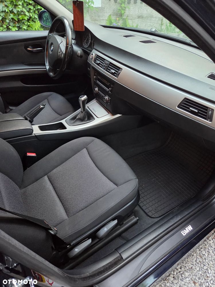 BMW Seria 3 - 13
