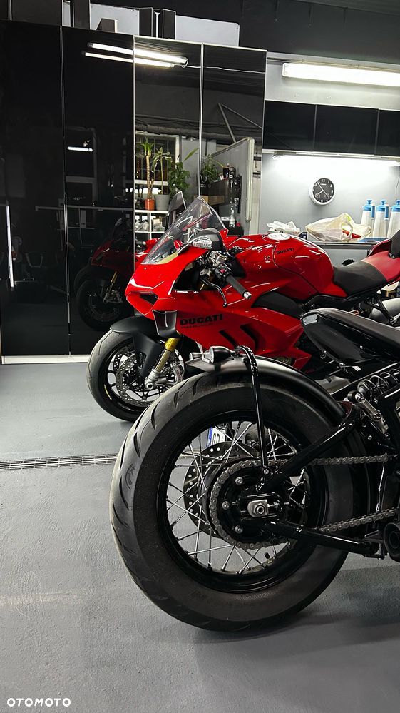 Ducati Panigale V4S - 5