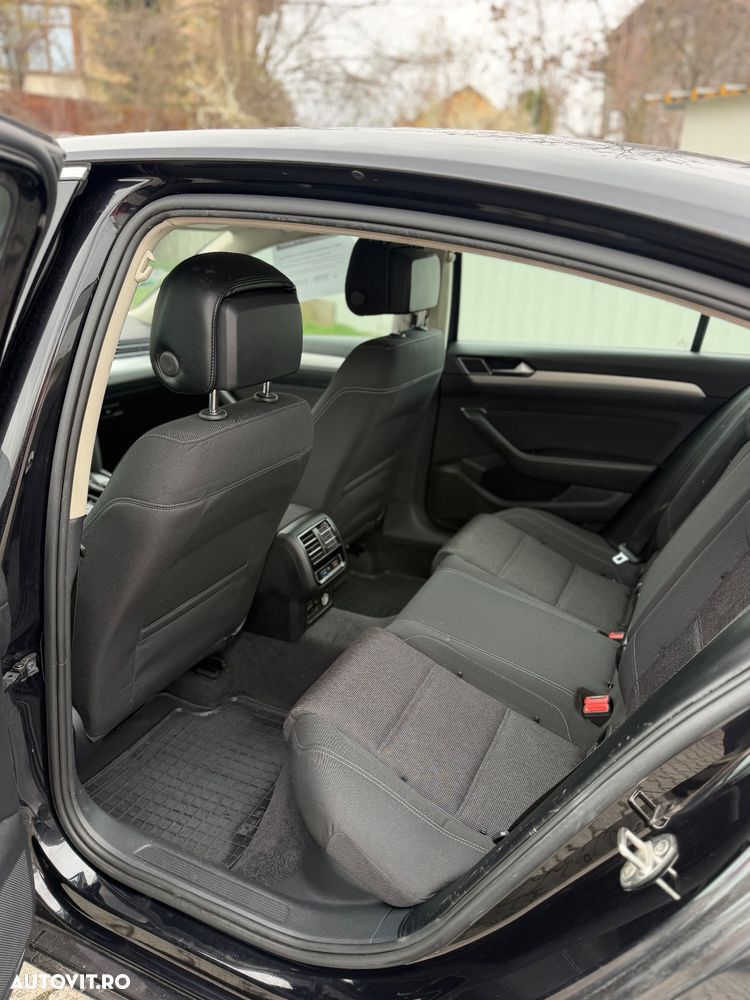 Volkswagen Passat - 7