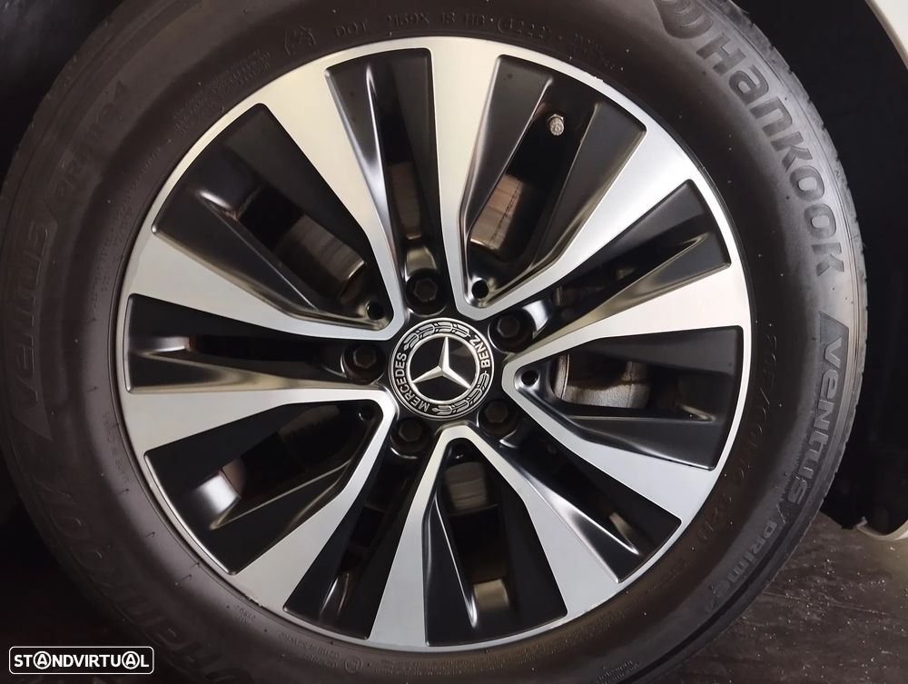 Mercedes-Benz A 180 d Style — fotografia 8