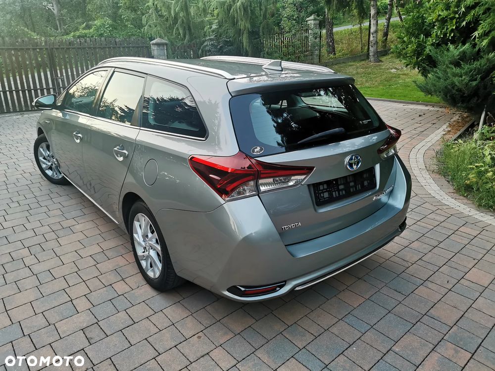 Toyota Auris - 14