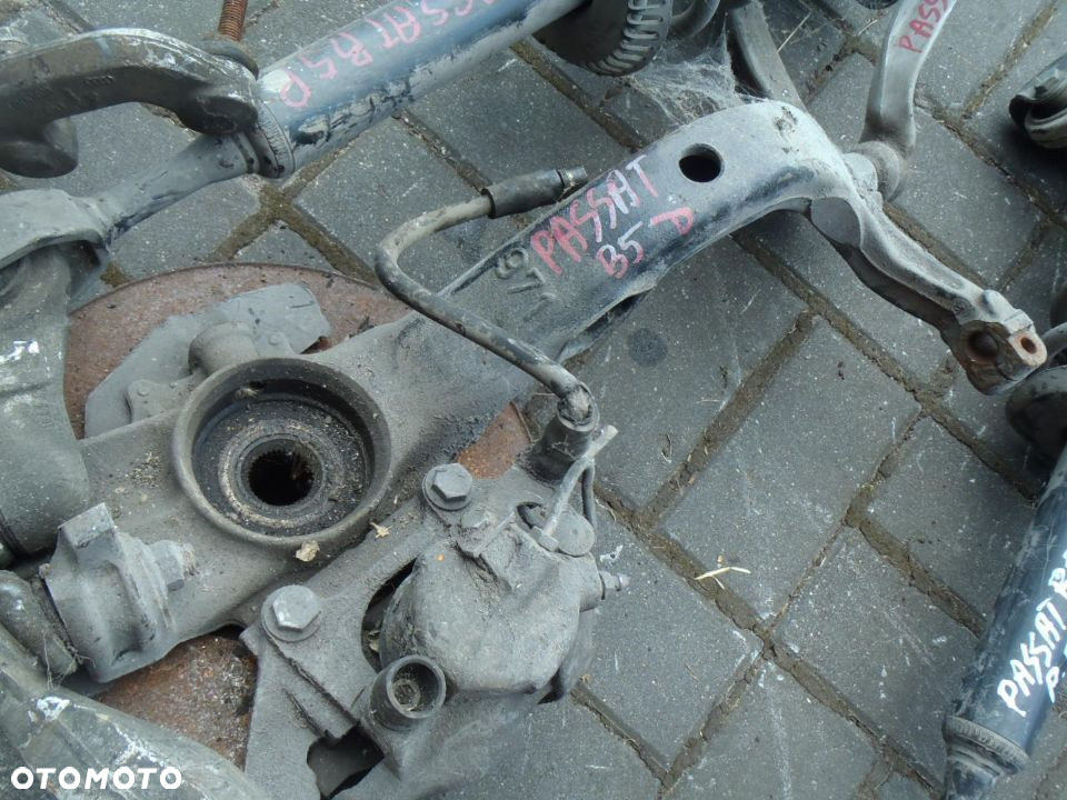 piasta zwrotnica łożysko przód tył vw passat b5 posiadam wszystkie części - 3