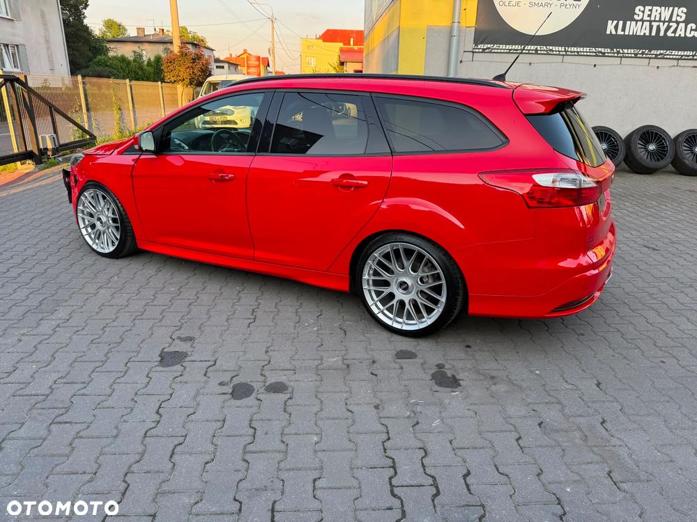 Ford Focus 2.0 EcoBoost ST mit Leder-Exclusiv-Paket - 5