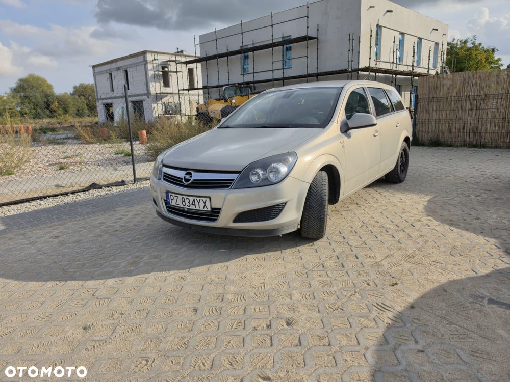 Opel Astra 1.9 CDTI 111 - 13