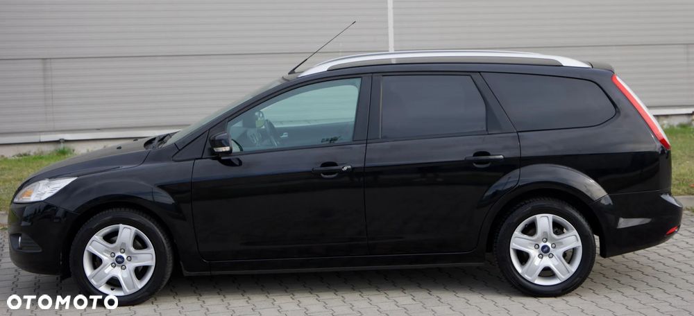 Ford Focus 1.6 16V Black Magic - 17