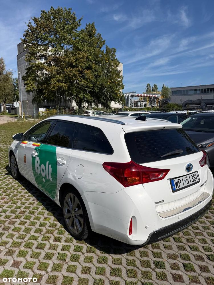 Toyota Auris - 5