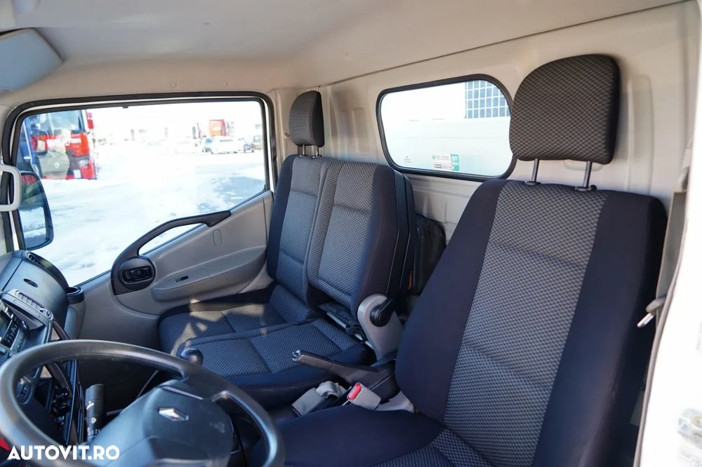 Renault MAXITY 140 / BALATĂ / DOUĂ TRANSPORTURI / MANUALĂ / 3 LOCURI / - 22