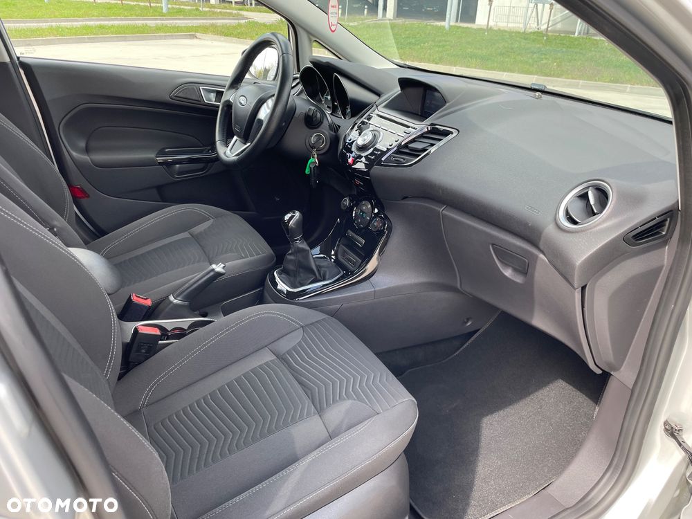 Ford Fiesta 1.0 EcoBoost Titanium - 19