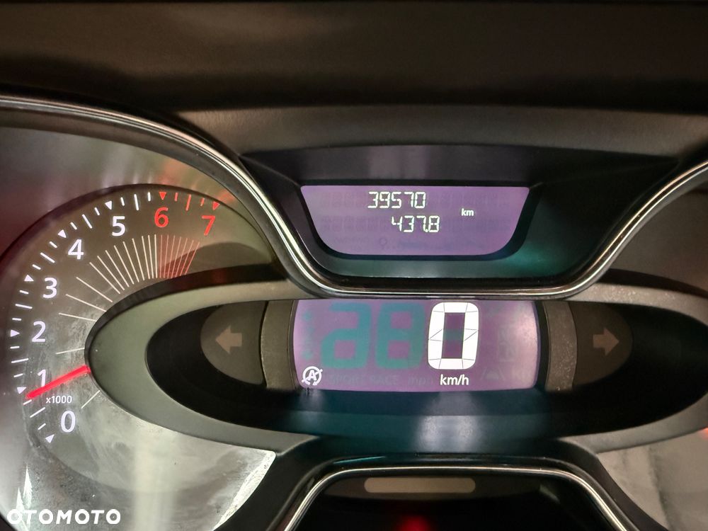 Renault Captur - 11