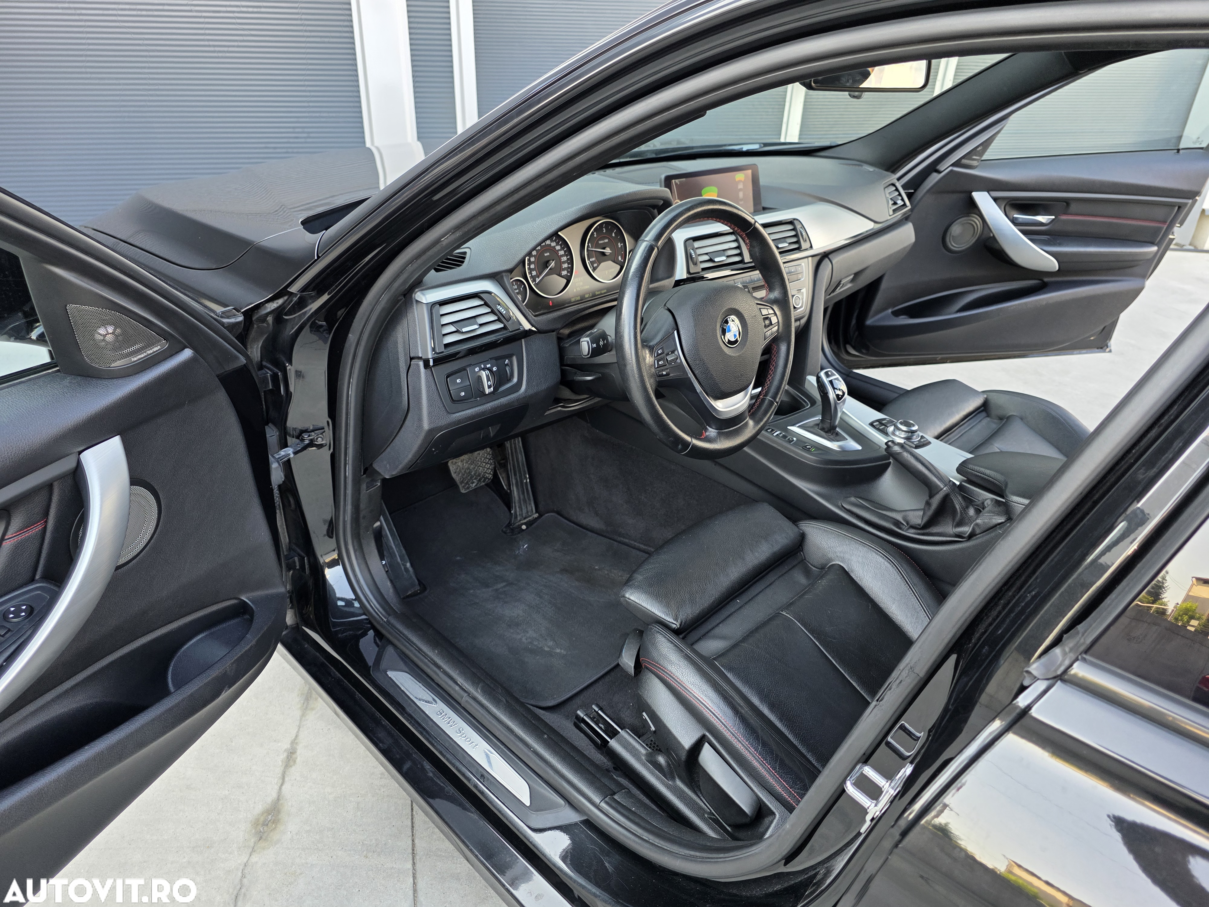 BMW Seria 3 320d Aut. Sport Line - 15