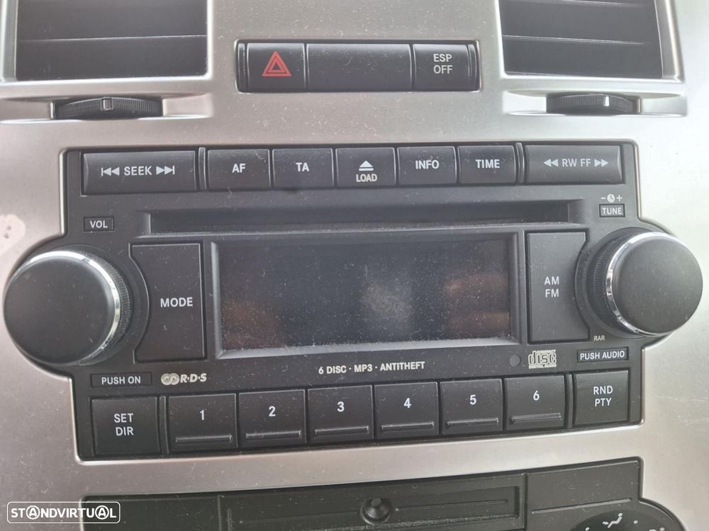 SISTEMA DE ÁUDIO RÁDIO CD CHRYSLER 300C - 1