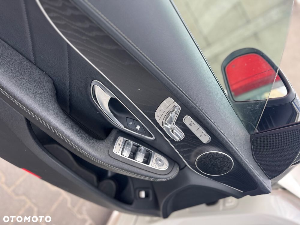 Mercedes-Benz Klasa C 450 AMG 4Matic 7G-TRONIC - 13