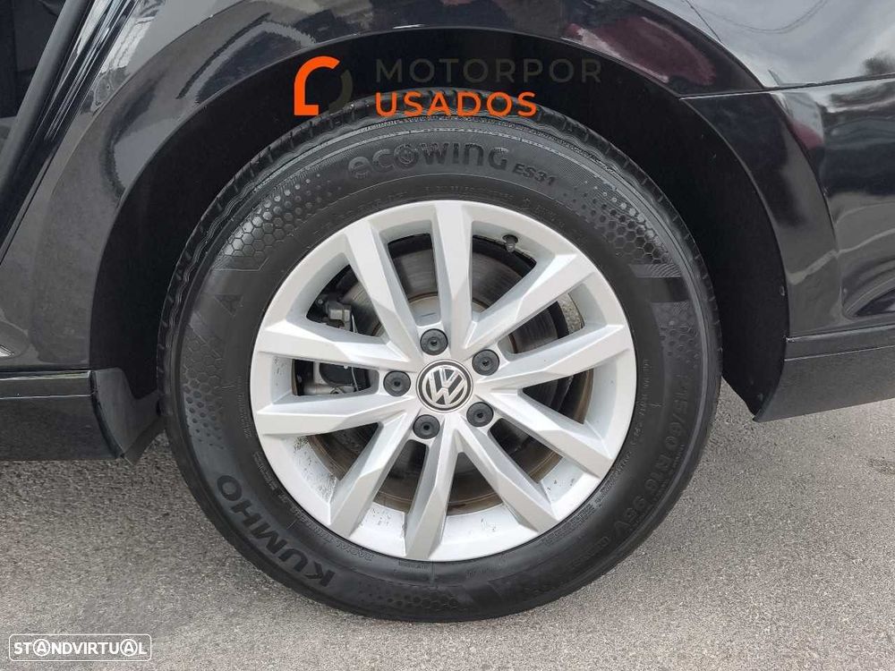 VW Passat Variant 2.0 TDI Confortline DSG - 27