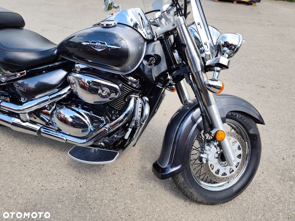 Suzuki VL 800 Volusia - Boulevard C50 - 19