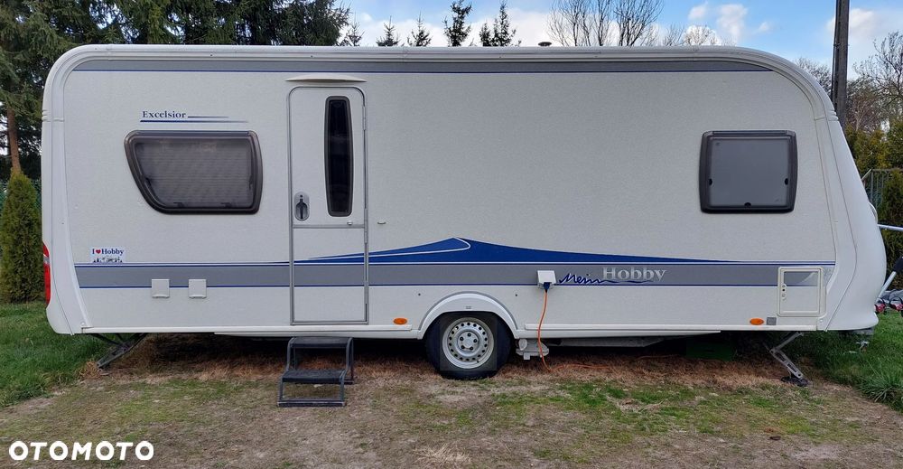 Hobby 560 Excelsior Mover Solar TV/DVD Radio Hi-Fi Isabella Łazienka / WC - 8