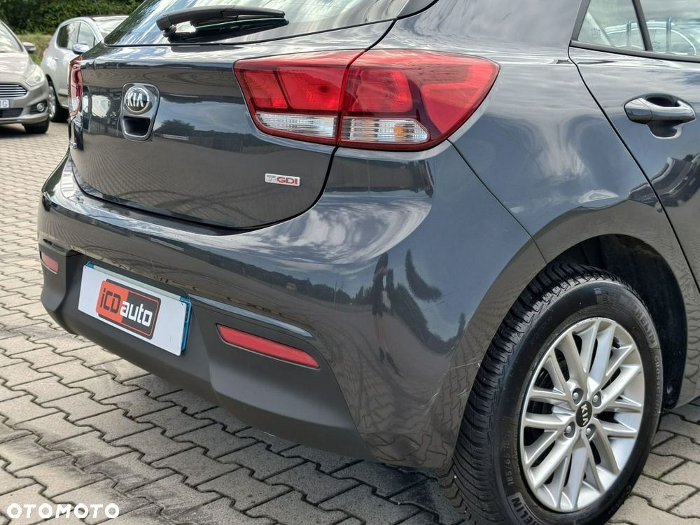 Kia Rio - 19