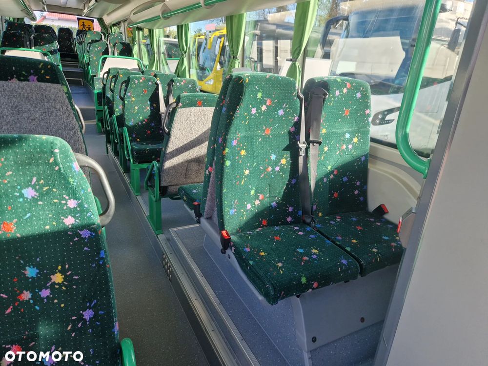 Iveco CROSSWEY LOW ENTRY^E6^AUTOMAT - 16