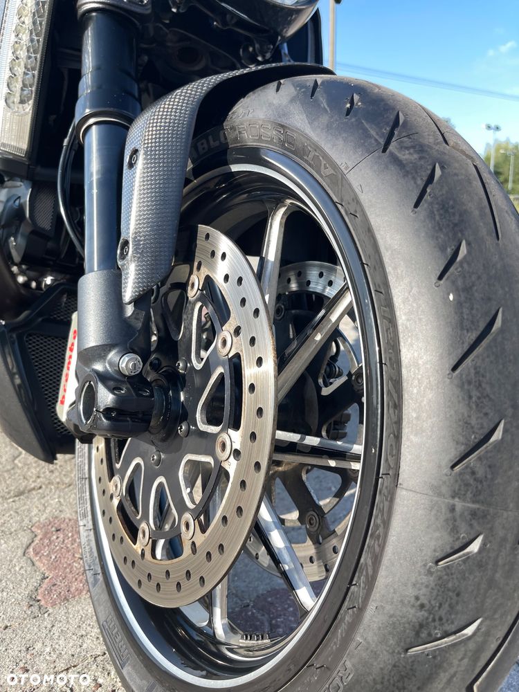 Ducati Diavel - 24