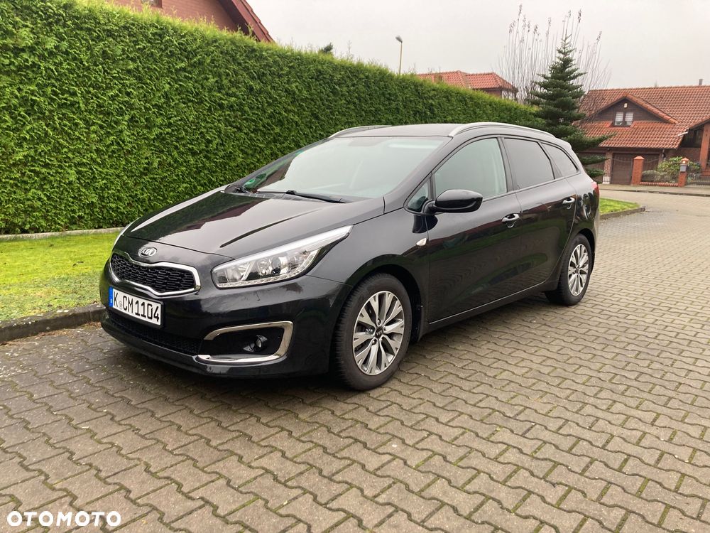 Kia Ceed 1.6 GDI SW ISG Dream-Team Edition - 15