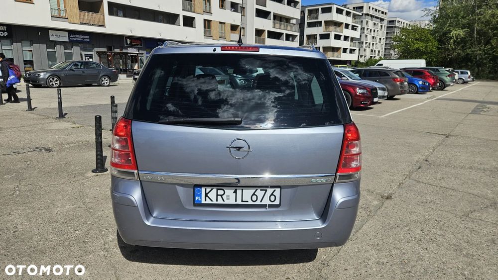 Opel Zafira 1.6 Enjoy - 20