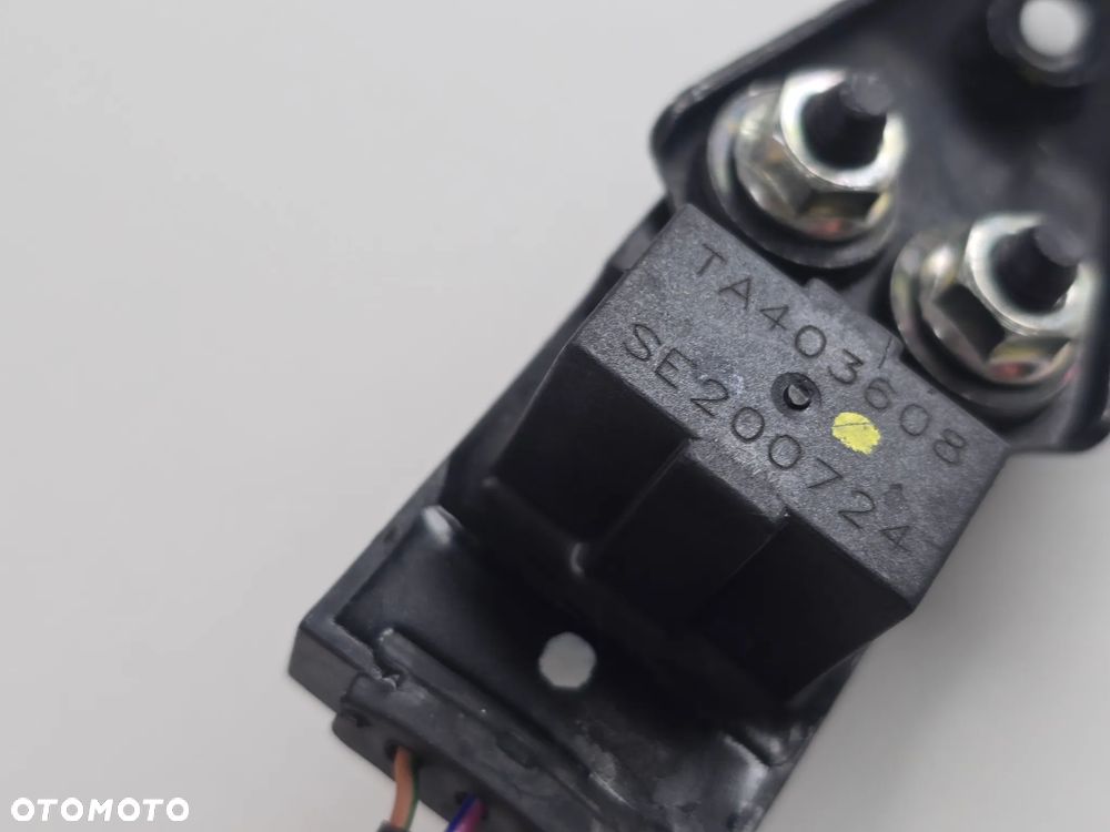 PRZEKAZNIK CZUJNIK   TRIUMPH SCRAMBLER 400 SPEED - 3