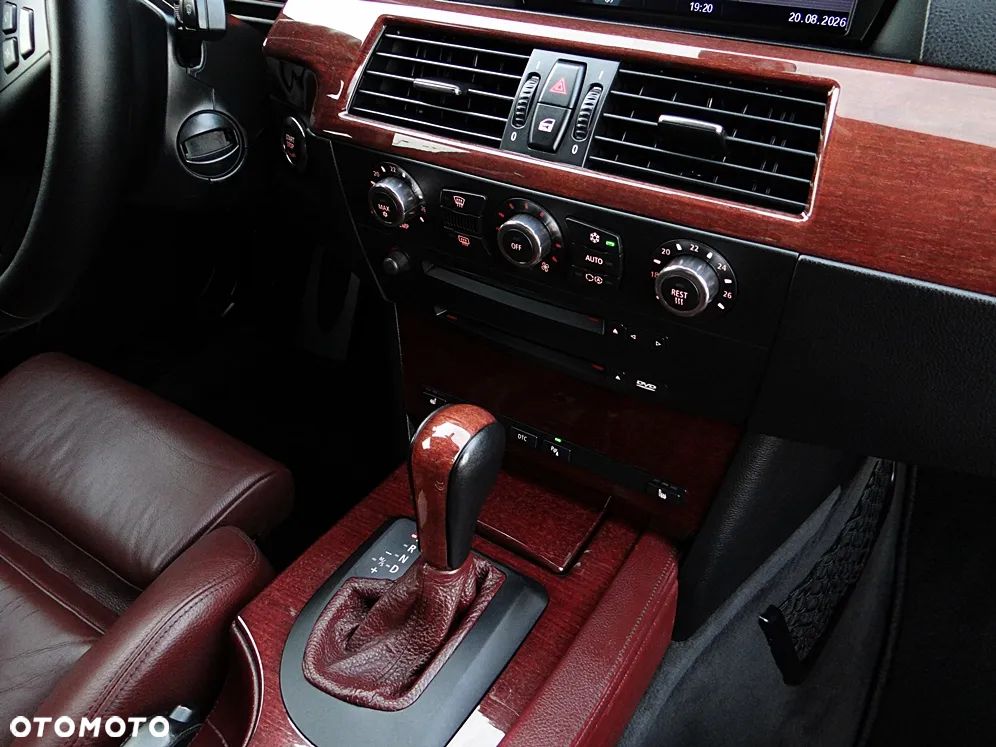 BMW Seria 5 530xd - 30
