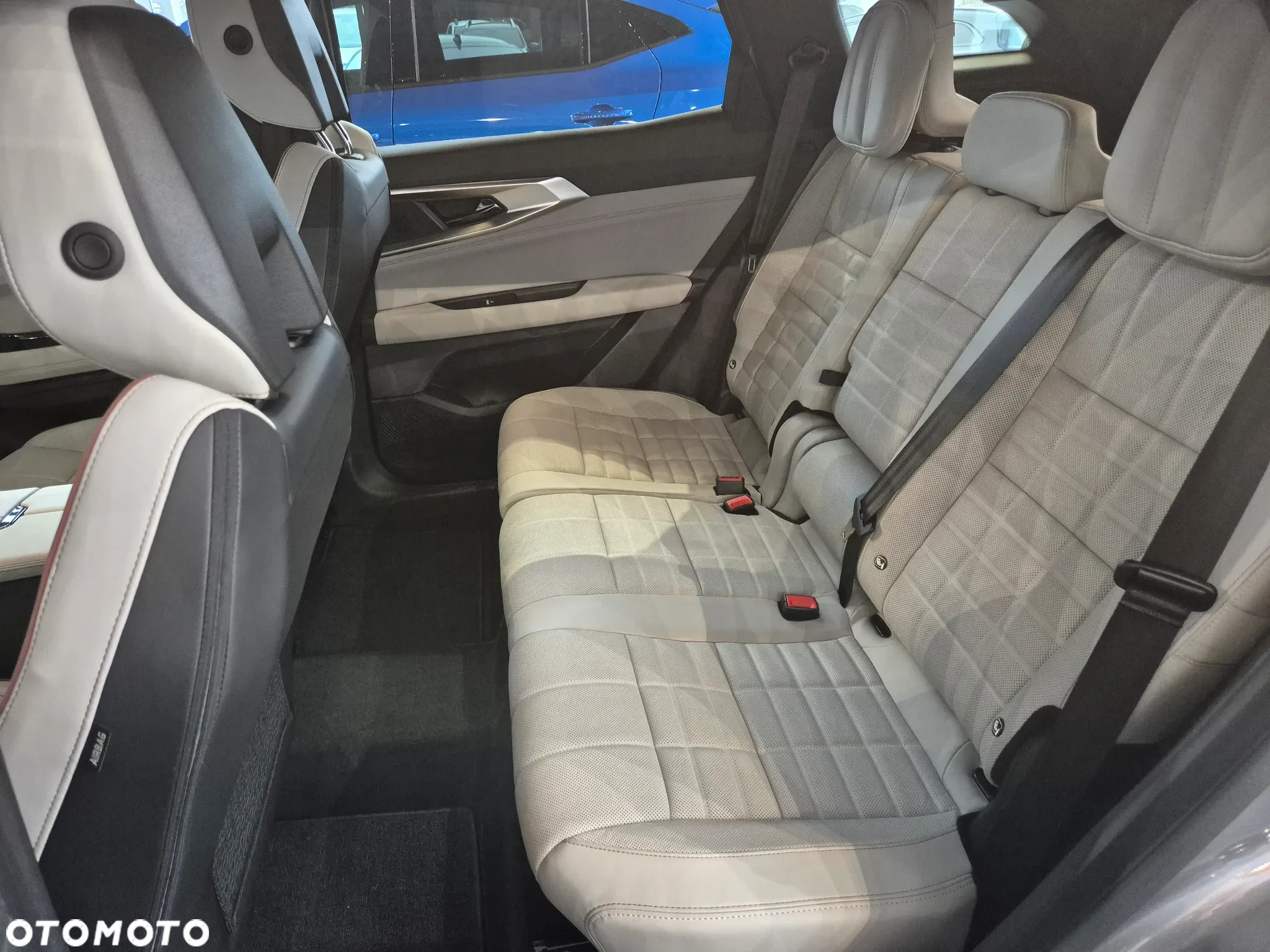 Renault Espace 1.2 E-Tech Full Hybrid 200 Iconic MMT 5os - 37