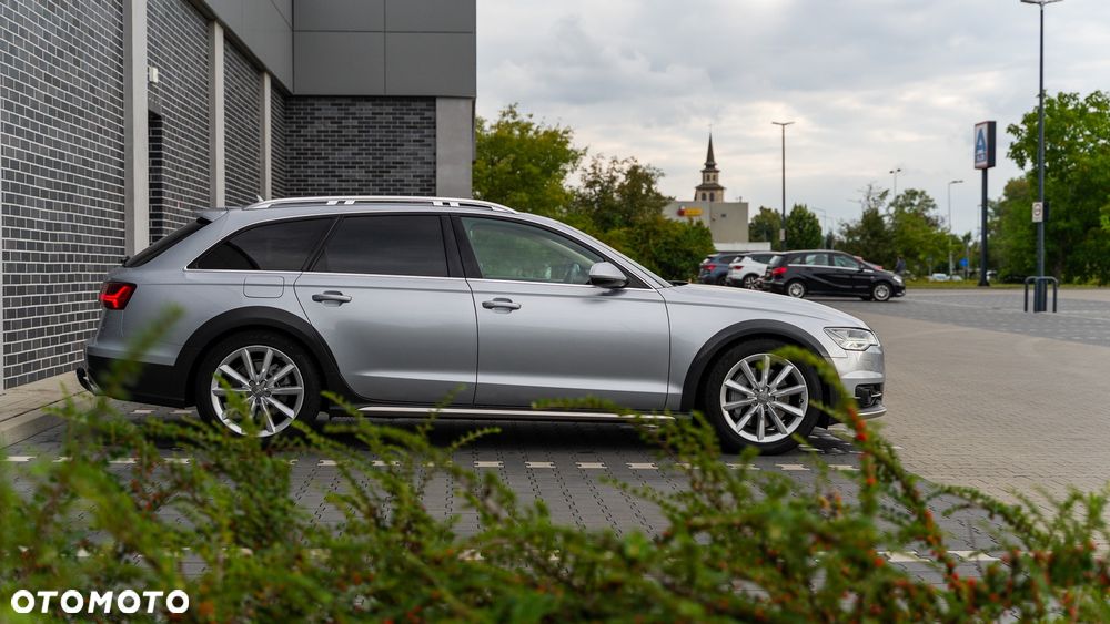 Audi A6 Allroad - 37