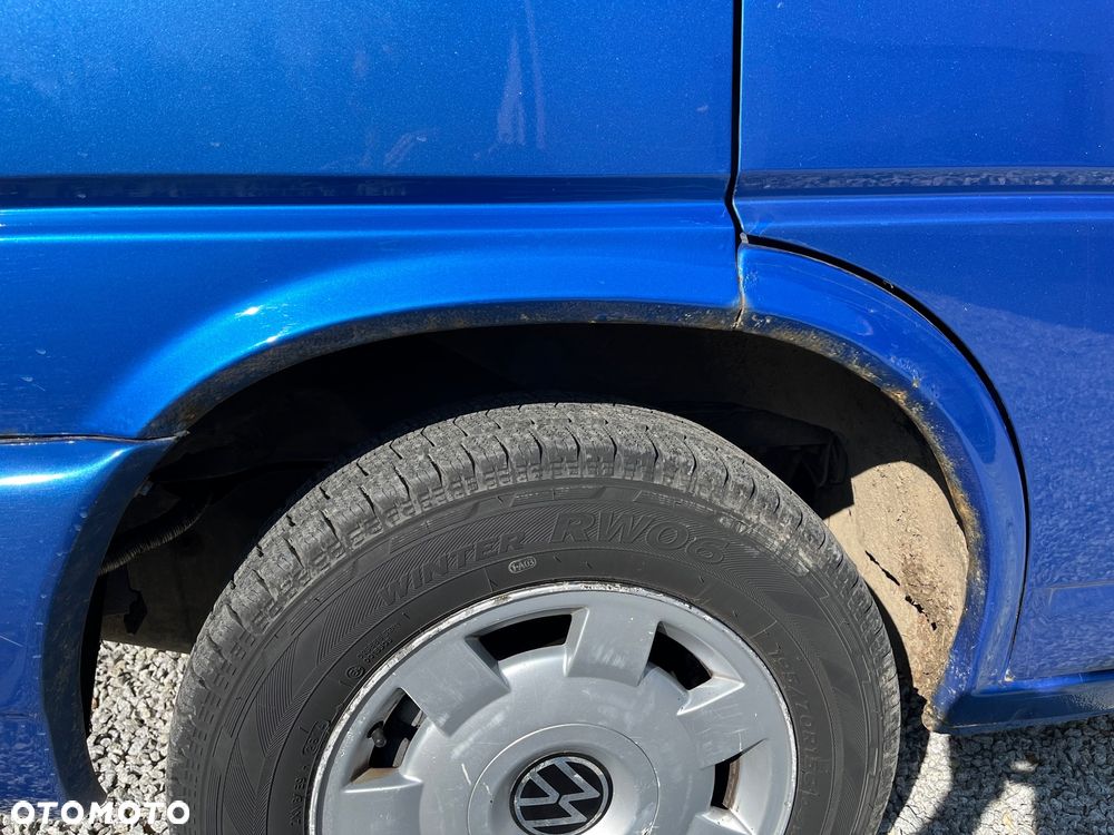 Volkswagen Multivan - 19