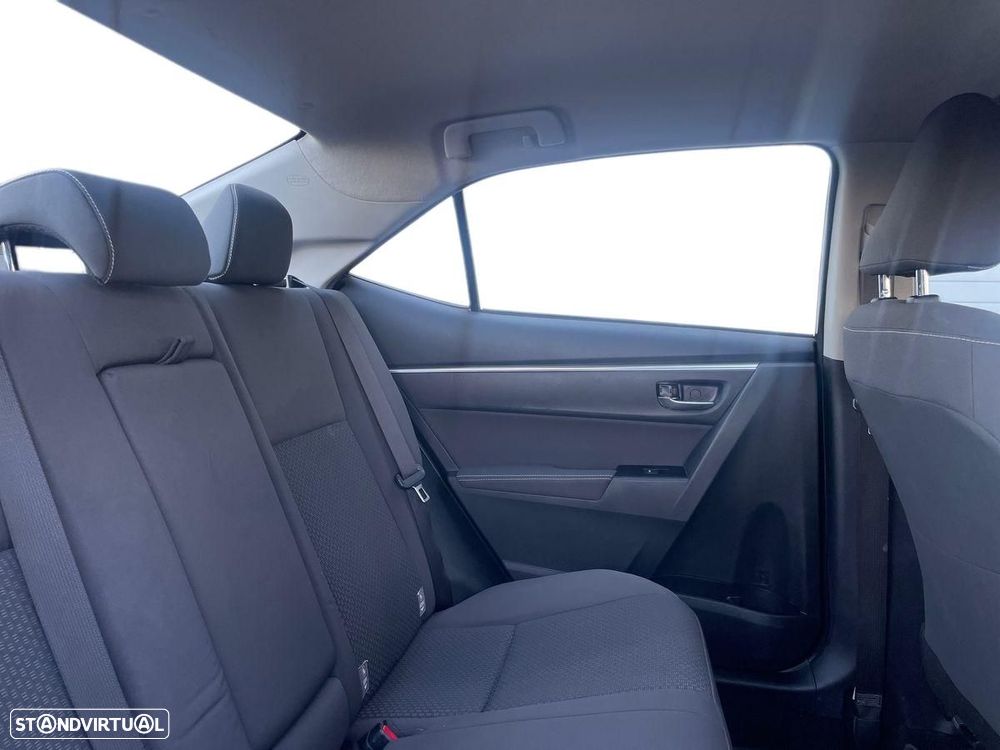 Toyota Corolla - 8
