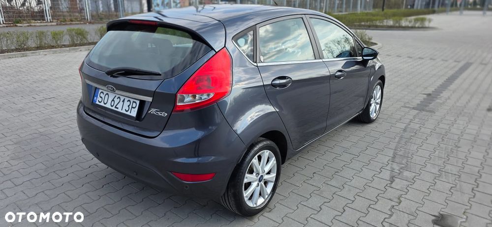 Ford Fiesta 1.4 Ghia - 2