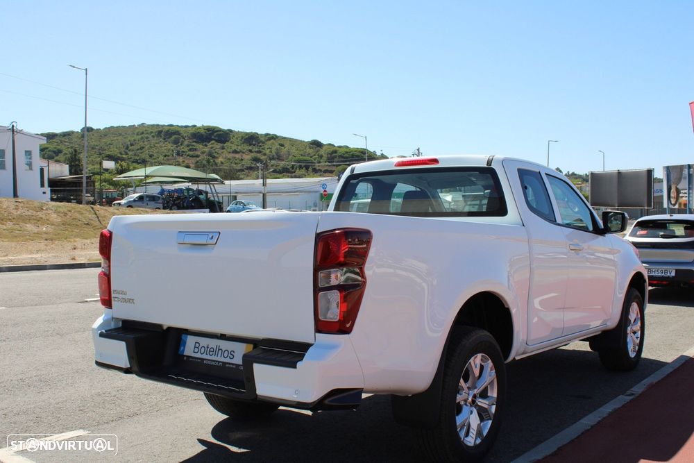 Isuzu D-Max - 7