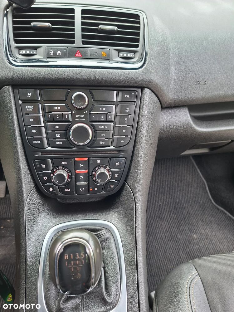 Opel Meriva 1.4 150 Jahre - 17