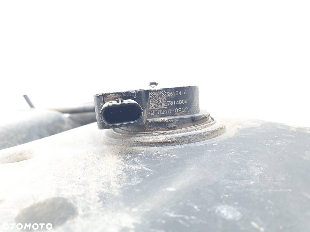 ZBIORNIK ADBLUE BMW F34 3 GT 7399413 - 8