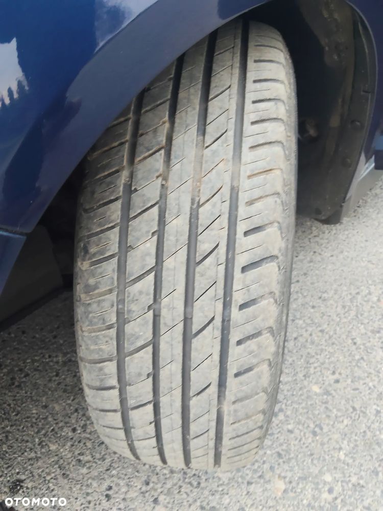 Ford C-MAX 2.0 TDCi SYNC Edition - 10