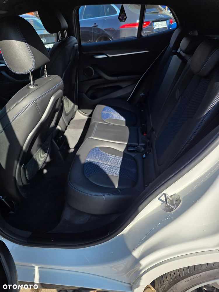 BMW X2 sDrive18i - 25