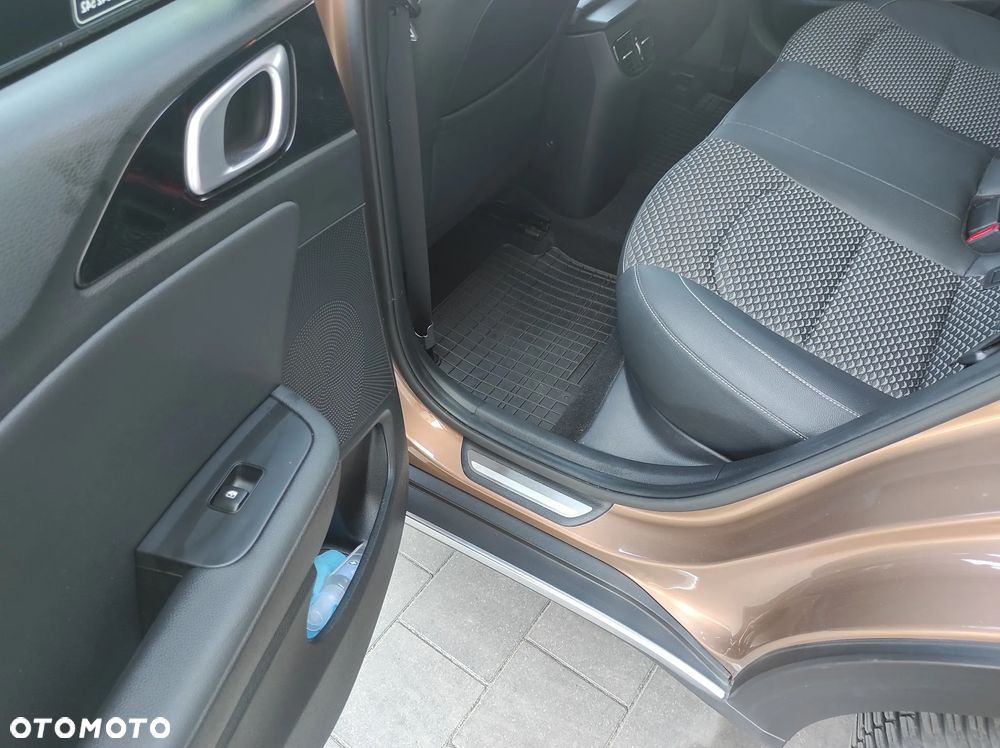 Kia XCeed 1.5 T-GDI L - 24