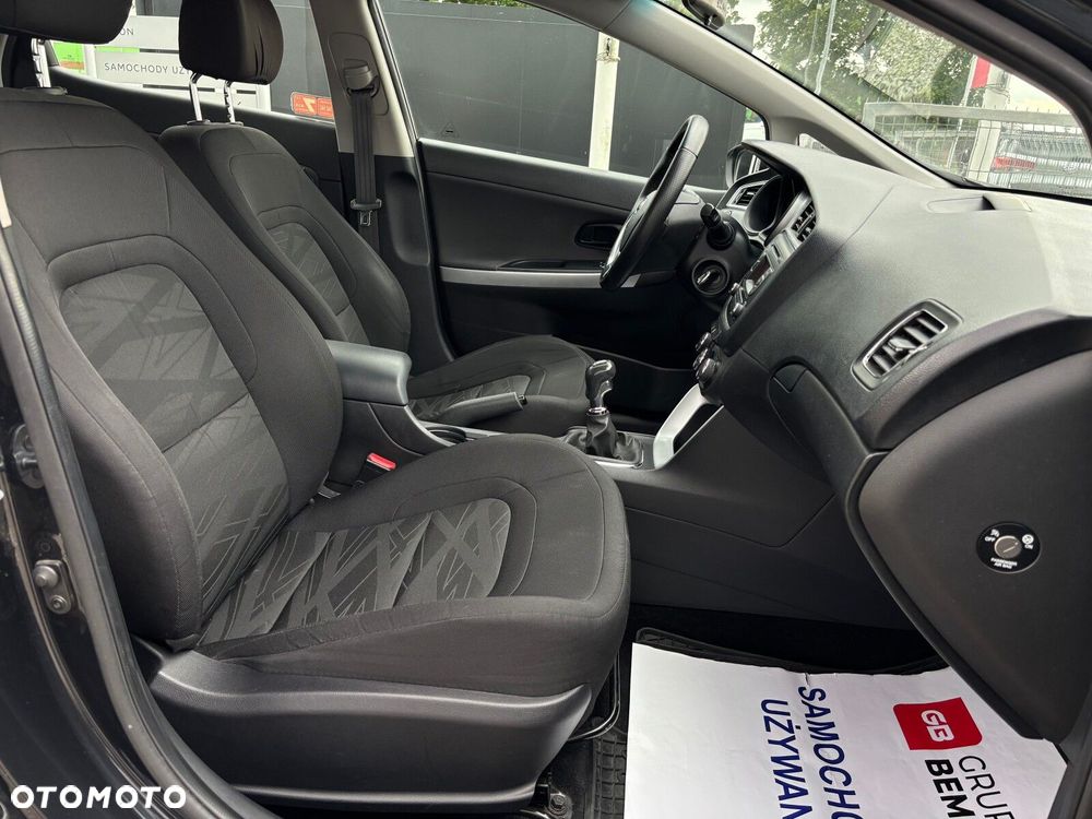 Kia Ceed 1.4 M - 13