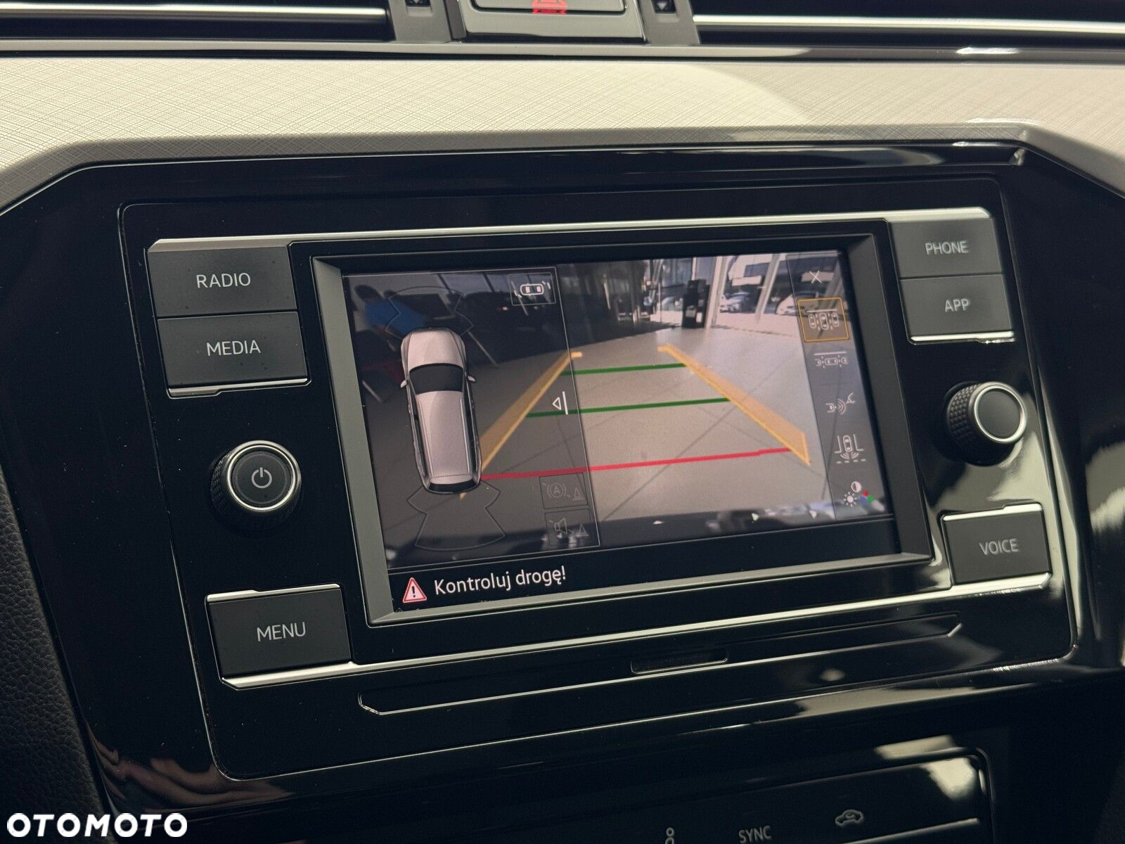 Volkswagen Passat 2.0 TDI EVO Business DSG - 37