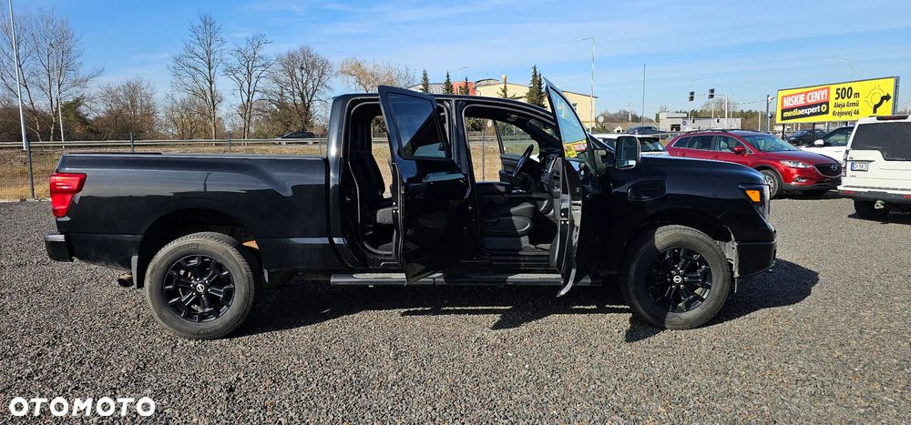 Nissan Titan ver-5-6-v8-se-crew-cab - 4