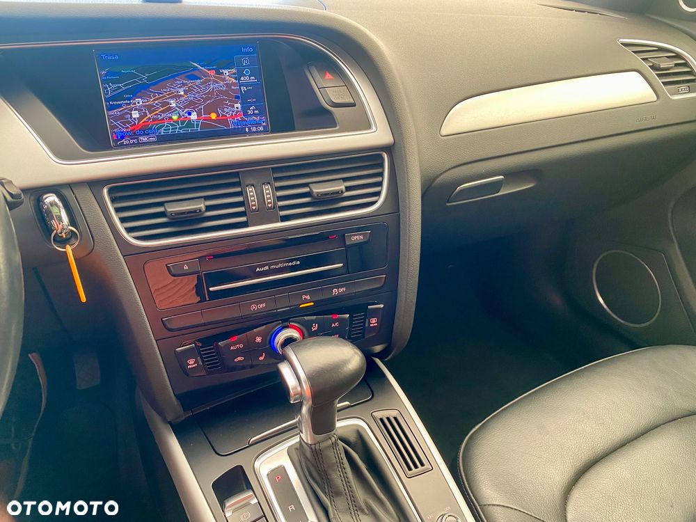 Audi A4 Avant - 32