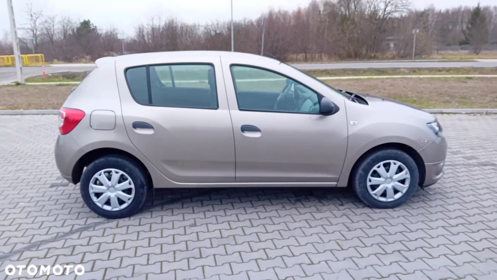 Dacia Sandero 1.2 16V 75 Live - 6