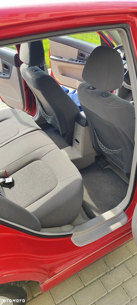 Kia Cerato - 35