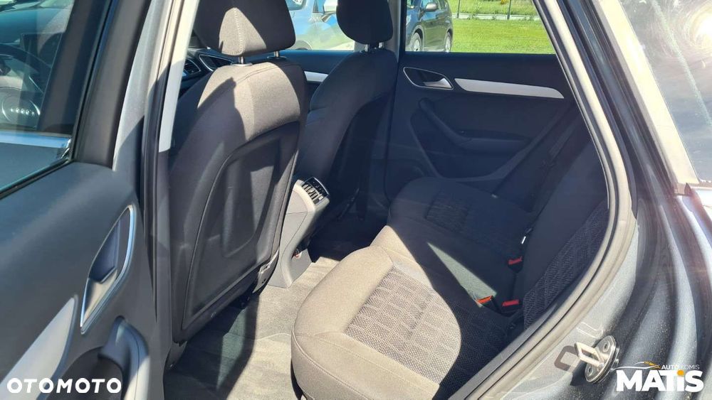 Audi Q3 - 18