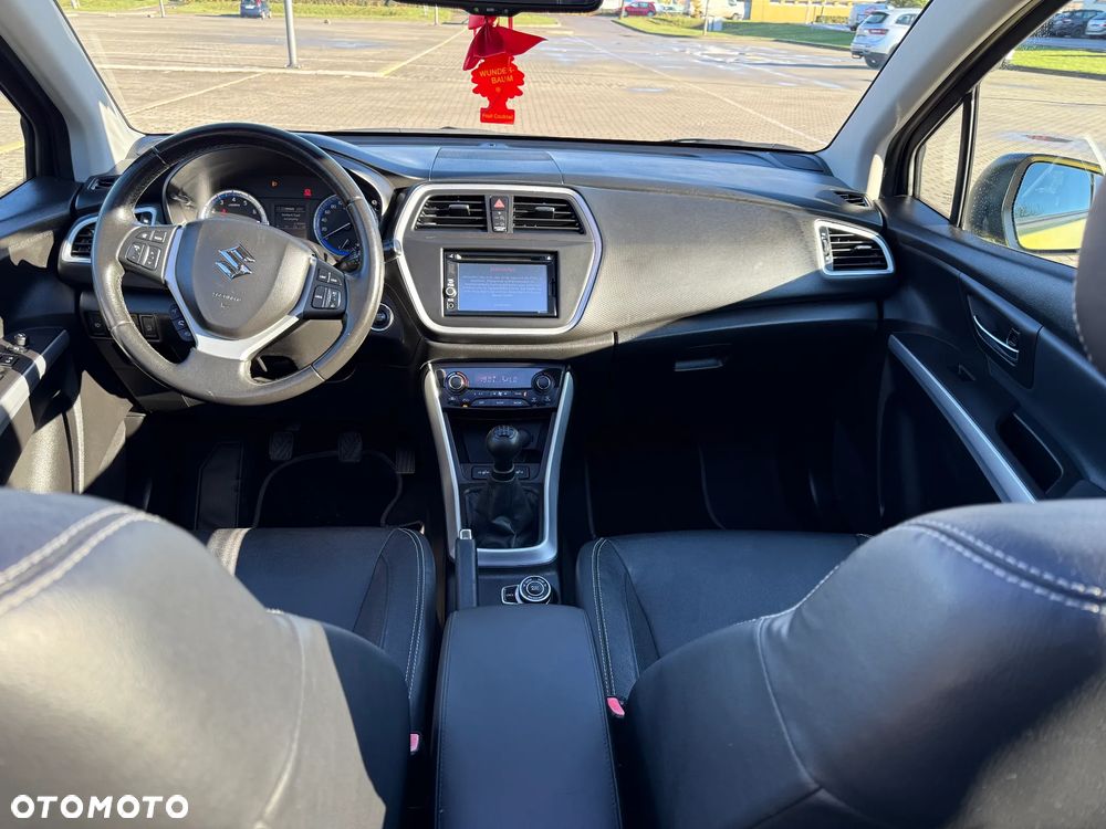 Suzuki SX4 S-Cross 1.6 VVT 4x4 limited - 20