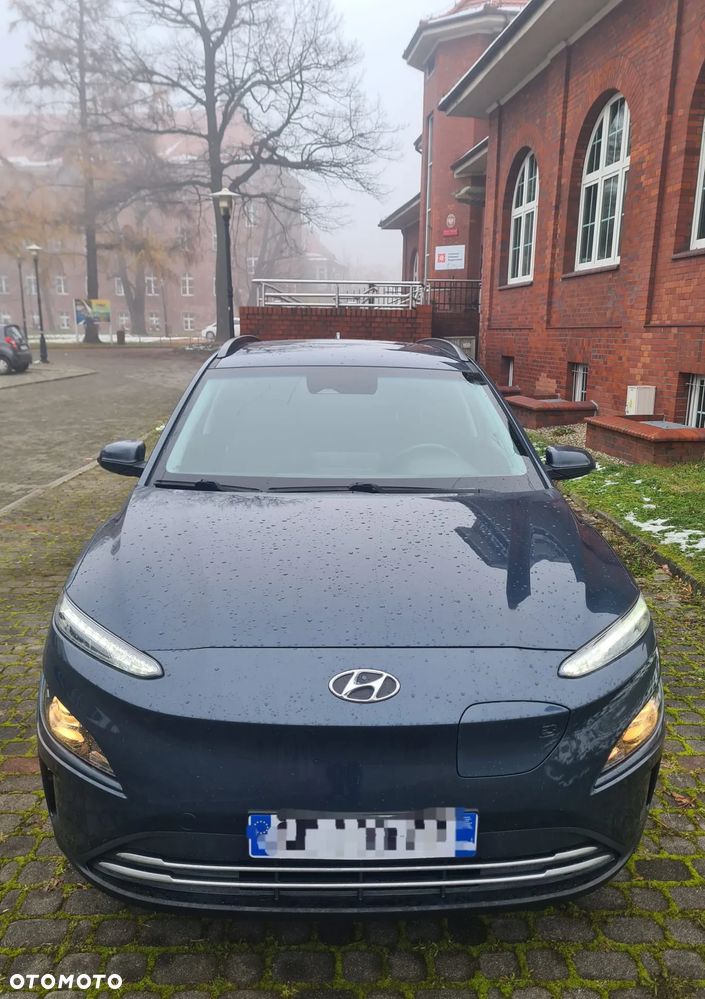 Hyundai Kona 39kWh Executive - 2