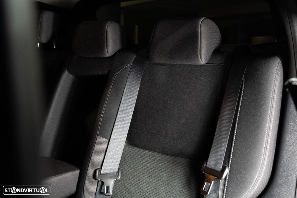 Nissan Qashqai 1.3 DIG-T N-Connecta LED+SKY - 33