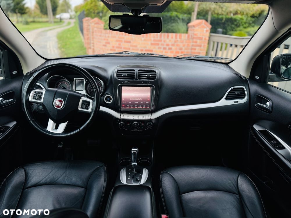 Fiat Freemont 2.0 Multijet Black Code AWD - 8